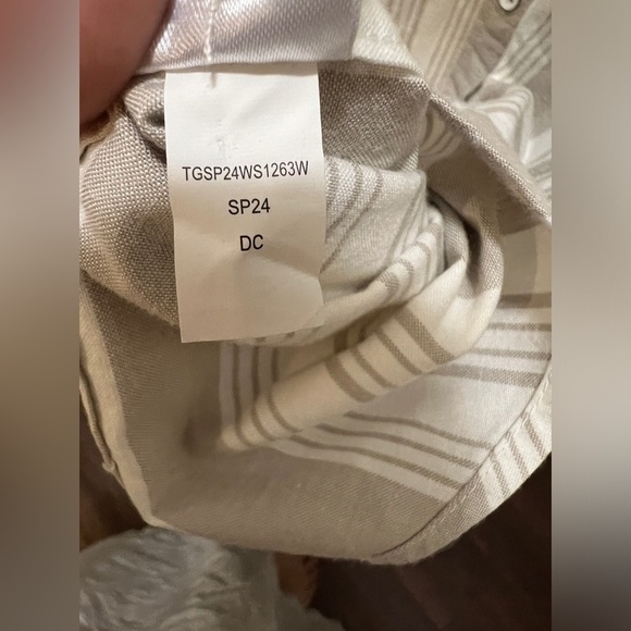 Threadgrit Button down top Tan & Cream stripe Size Small - Picture 2 of 7